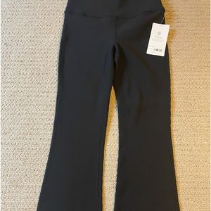 athleta ribbed flare leggings.